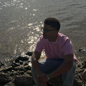 Meet your Posher, Cameron